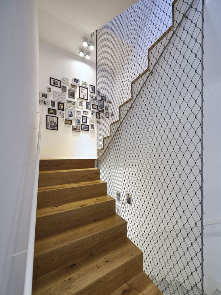 Applications | Staircases Cablemesh.us