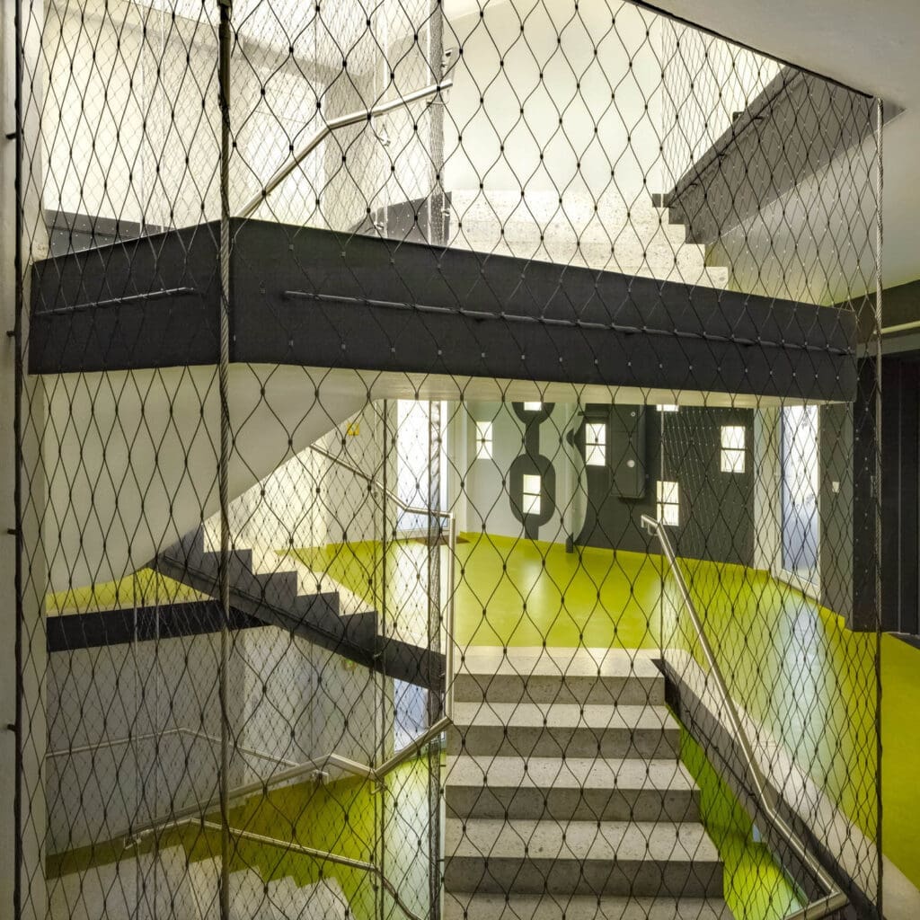 Applications | Staircases Cablemesh.us