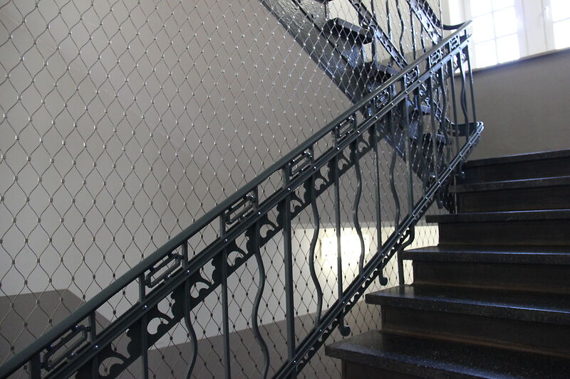 Applications | Staircases Cablemesh.us
