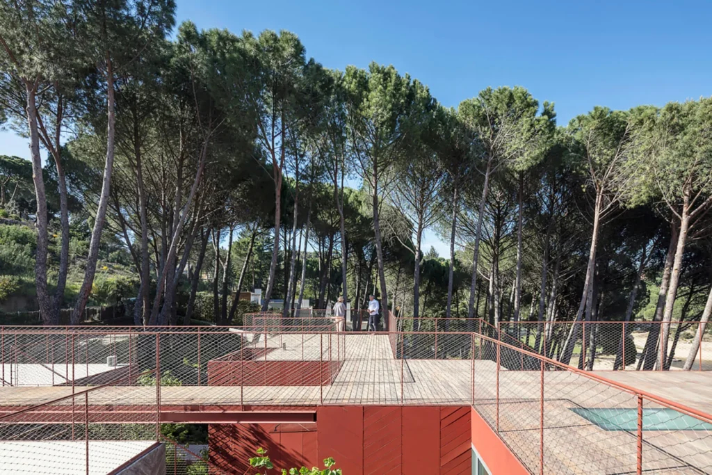 Applications | Railings with Mesh   Cablemesh.us