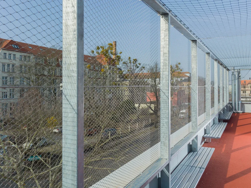 Applications | Railings with Mesh   Cablemesh.us