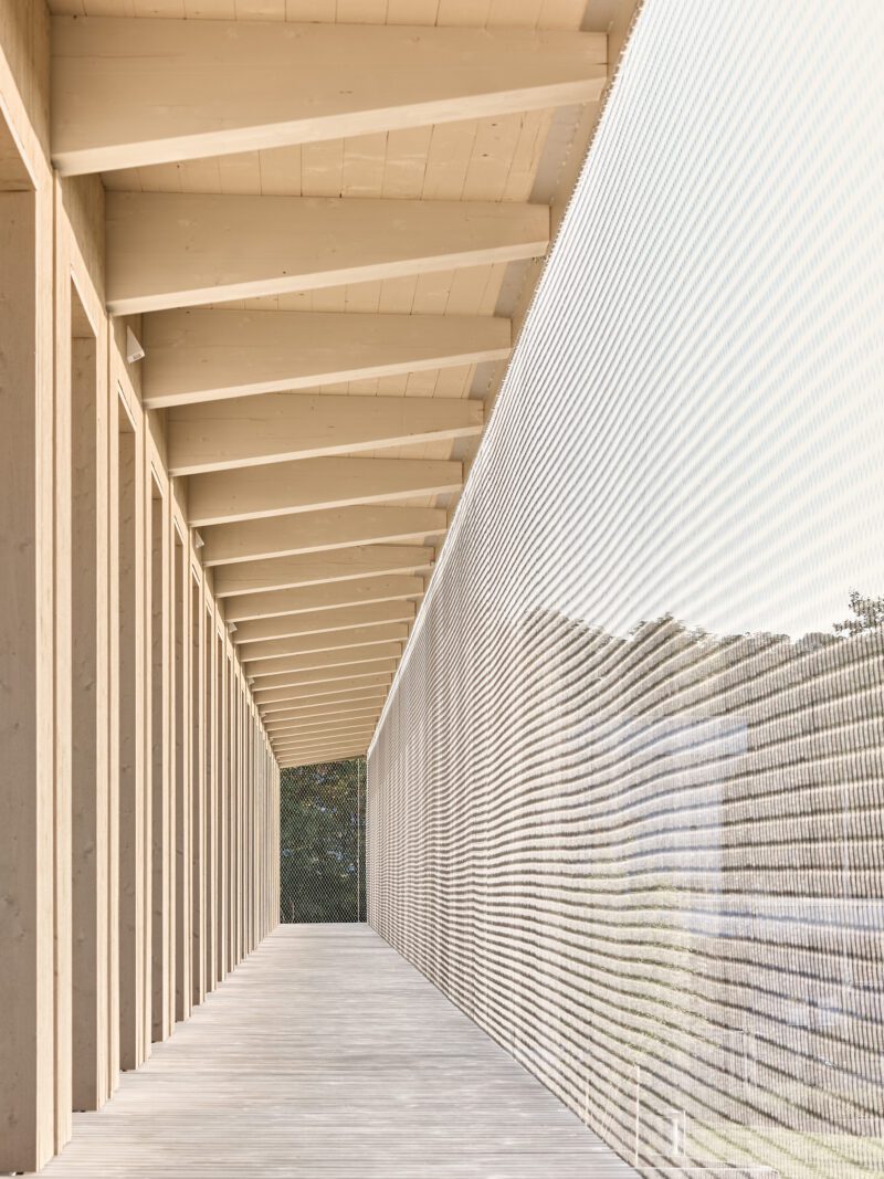 Interior safety application of stainless steel cable mesh at Fuchshof School Ludwigsburg