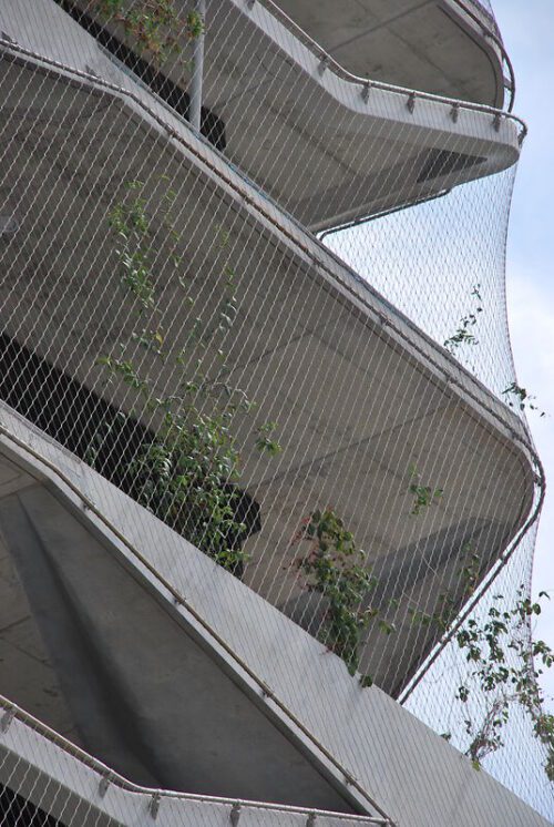Garden Tower with Stainless Steel Cable Mesh